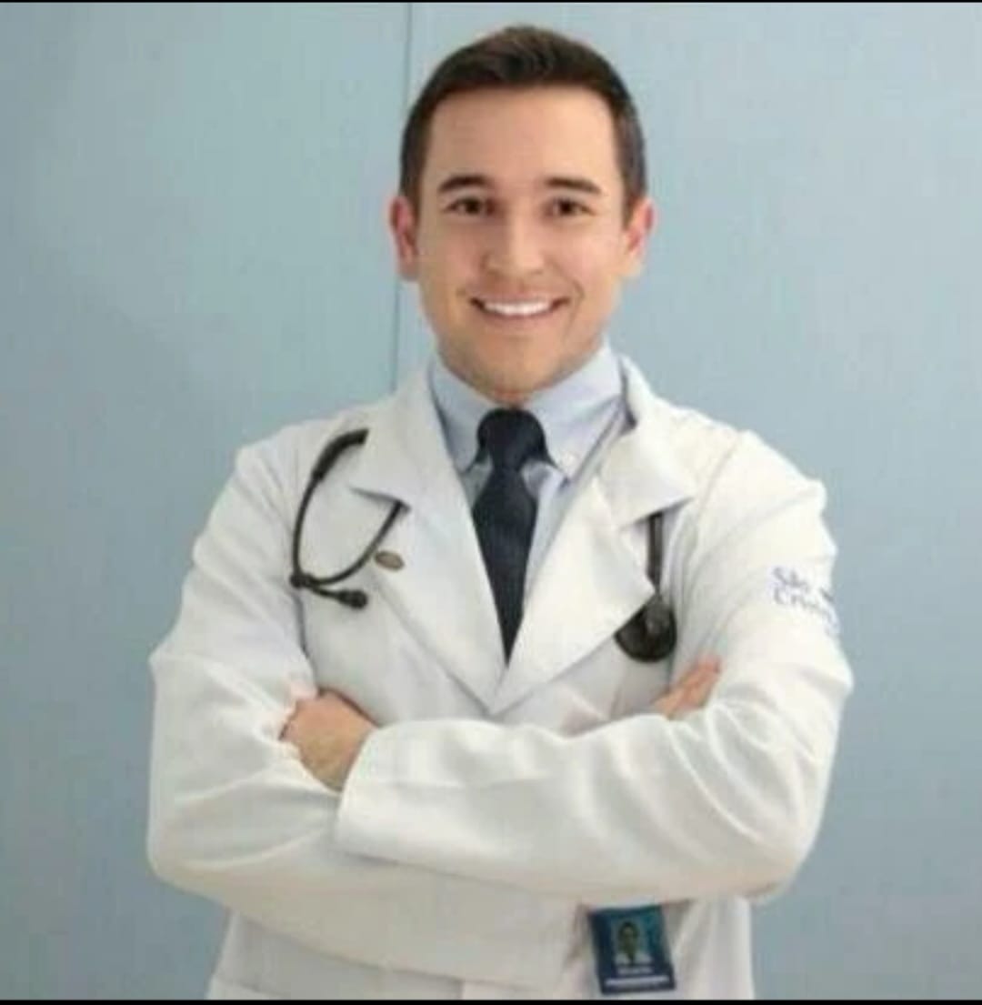 Dr. Eduardo Lared